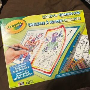 Crayola light up tracing pad